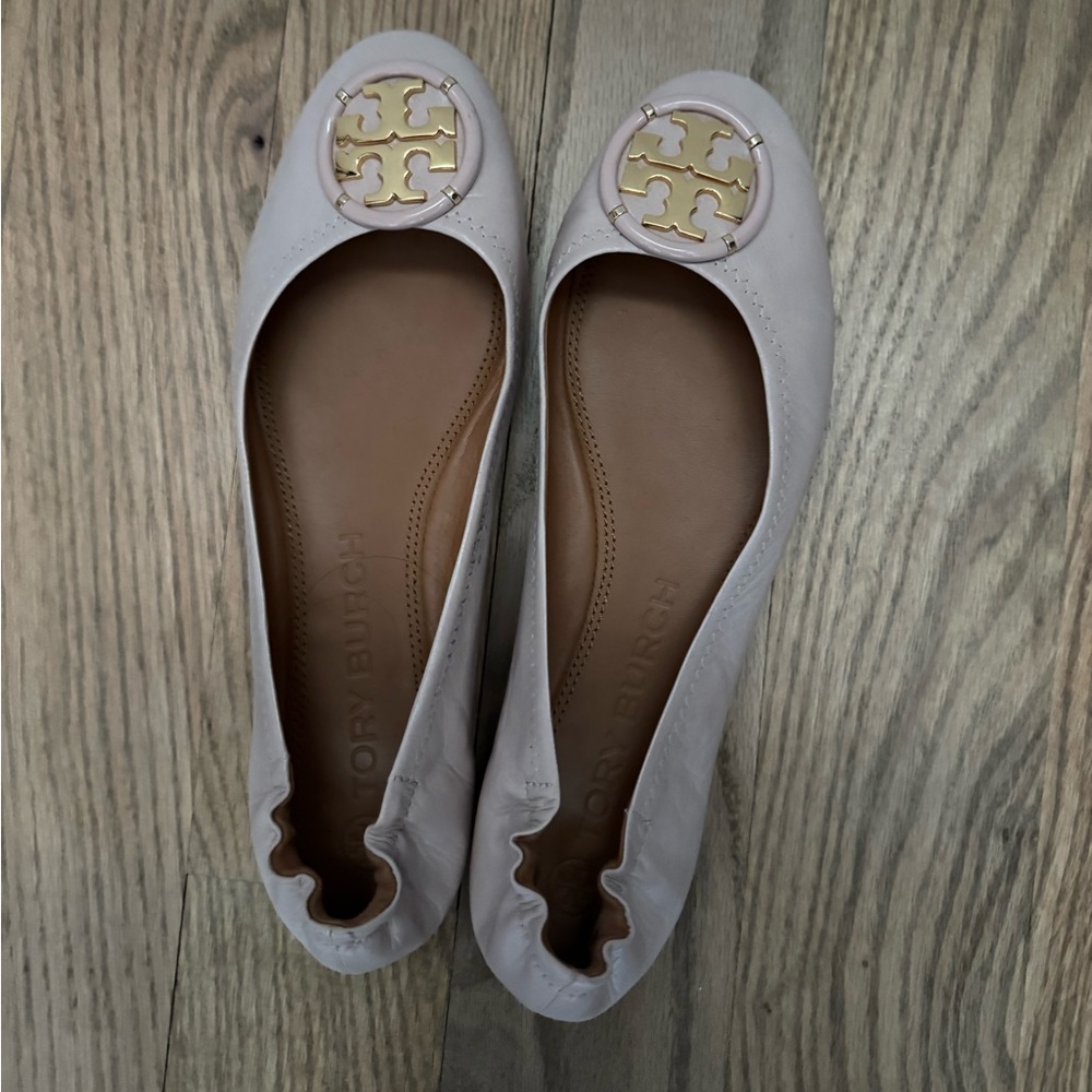 Tory Burch Nude Minnie Travel Ballet Flat
